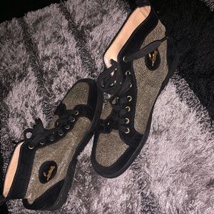 CHRISTIAN LOUBOUTIN SNEAKERS